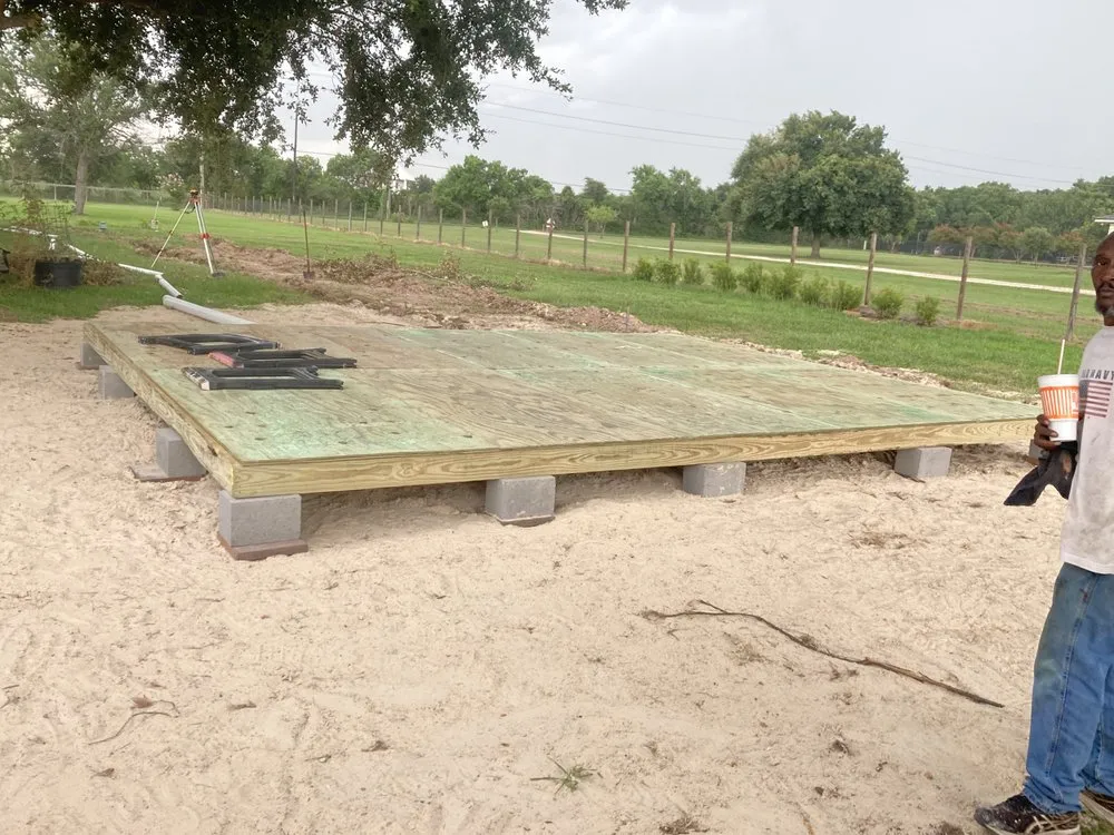 Professional landscape design in Houston, TX by Montgomery All In One Landscaping