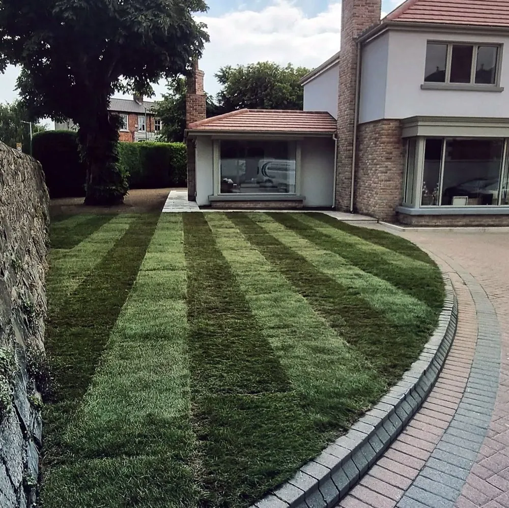 Custom garden landscaping for beautiful yards across Seattle, WA - Montlake Lawn Care