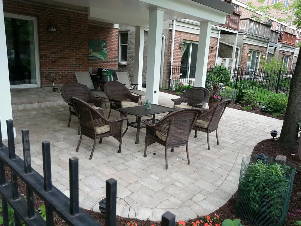 Reliable lawn mowing service in Chicago, IL - Montoya Landscapes