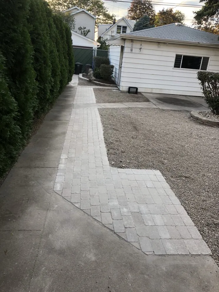 Top-rated residential landscaping for outdoor upgrades in Chicago, IL by Montoya Landscapes