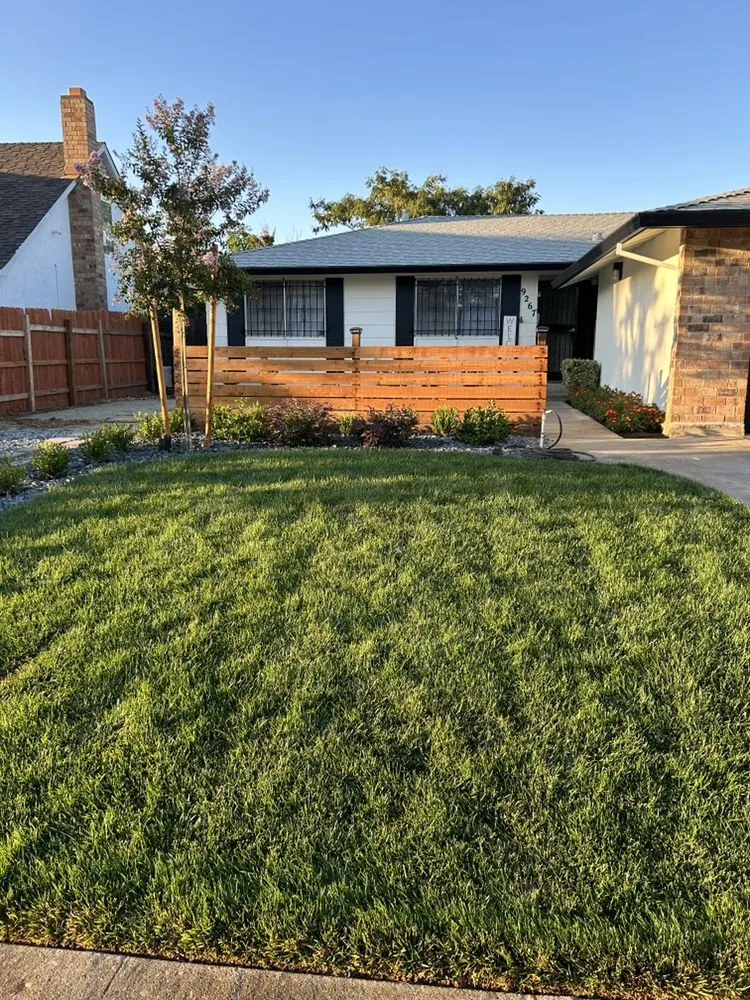 Local garden landscaping in Sacramento, CA by Montoya Lawn Service