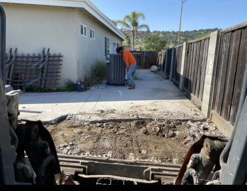 Expert yard cleanup service in San Jose, CA by Montoyas Hauling and Landscape