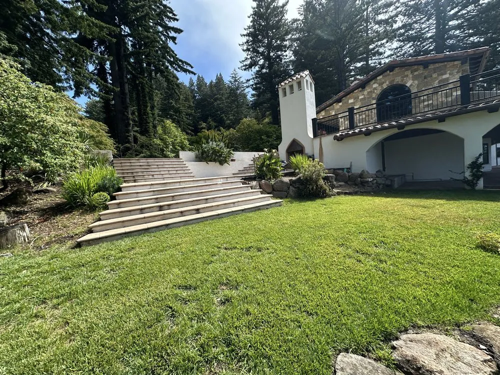 Top-rated yard maintenance experts serving San Martin, CA - Montoyas Landscaping