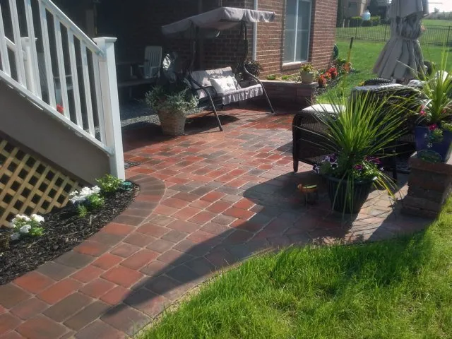 Custom lawn care service in Boonsboro, MD by Monument Landscapes