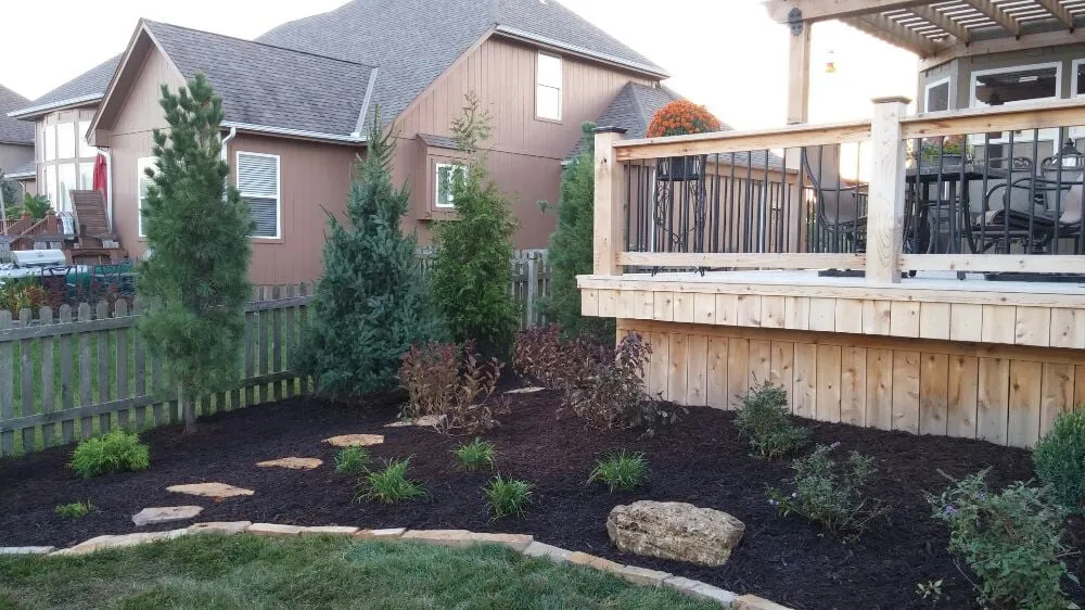 Local yard maintenance for residential properties across Raymore, MO - Monumental Outdoor