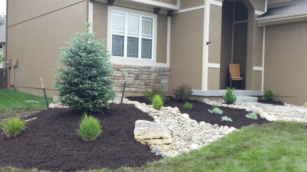 Affordable yard cleanup service in Raymore, MO by Monumental Outdoor