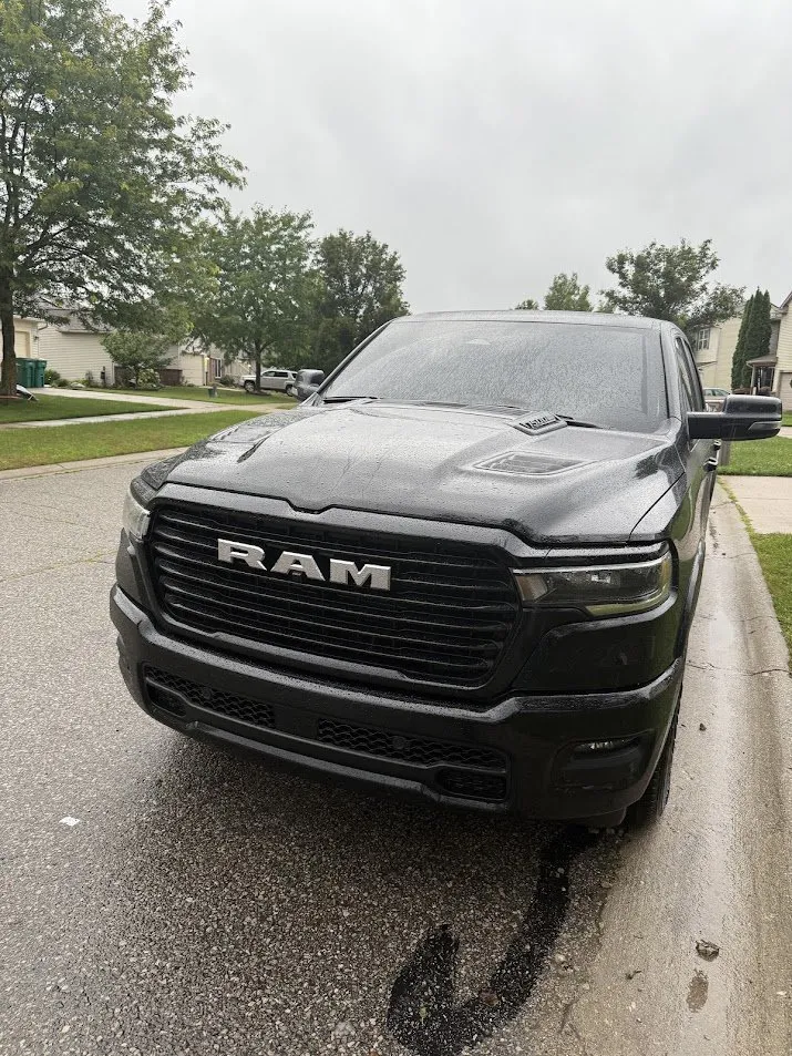 Reliable yard cleanup service experts serving Ypsilanti, MI - Moodis Local Services