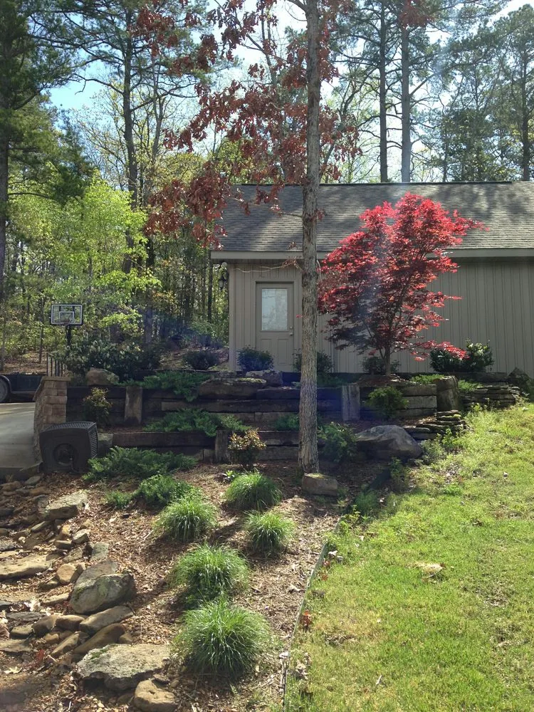Top-rated garden landscaping experts serving Rose Bud, AR - Moon Custom Landscapes
