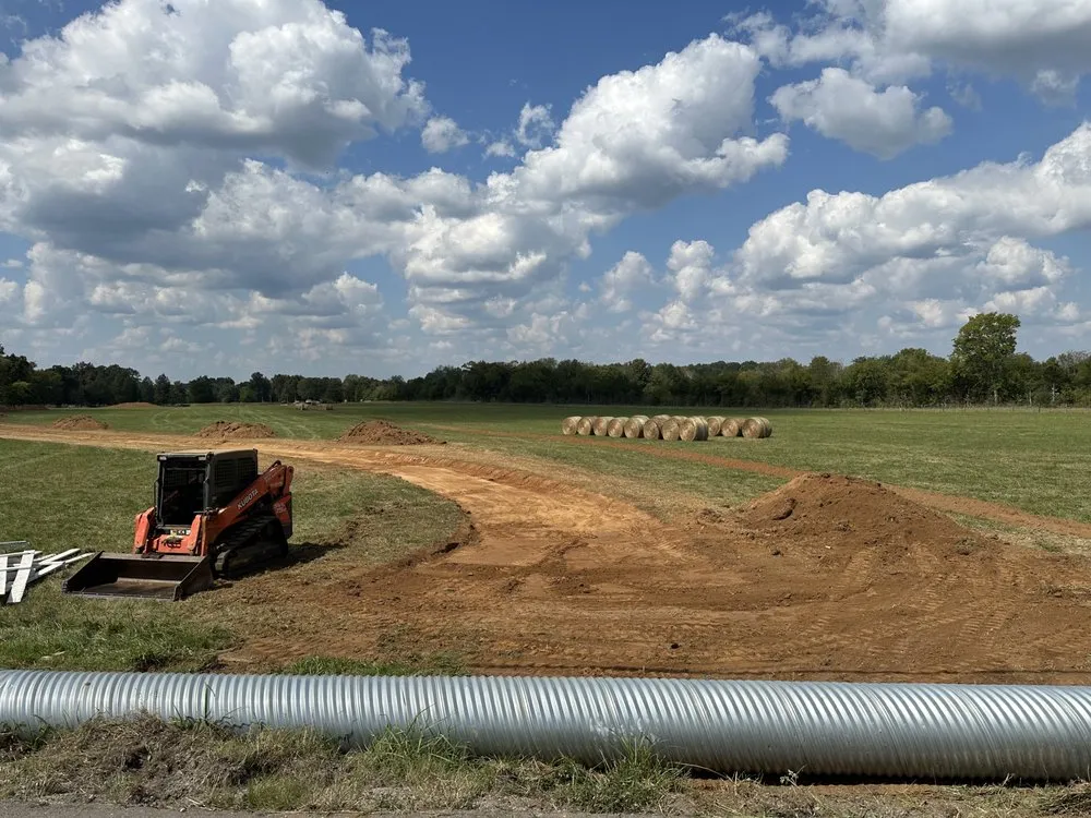 Professional yard maintenance in Shelbyville, TN - Mooneyham Excavation