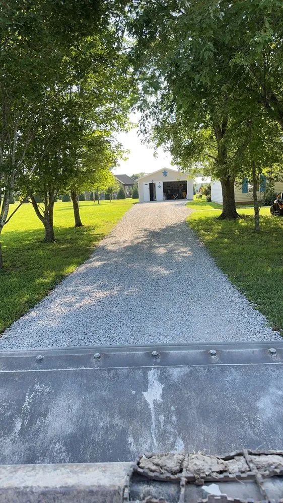 Top-rated landscaping services experts serving Shelbyville, TN - Mooneyham Excavation