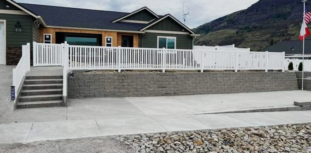 Top-rated landscaping services in Wenatchee, WA by Moongate Landscaping & Construction