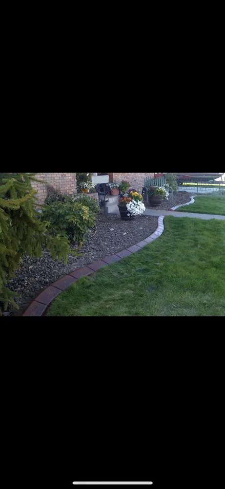 Custom garden landscaping for year-round maintenance across Quincy, WA - Moonlight Curbing