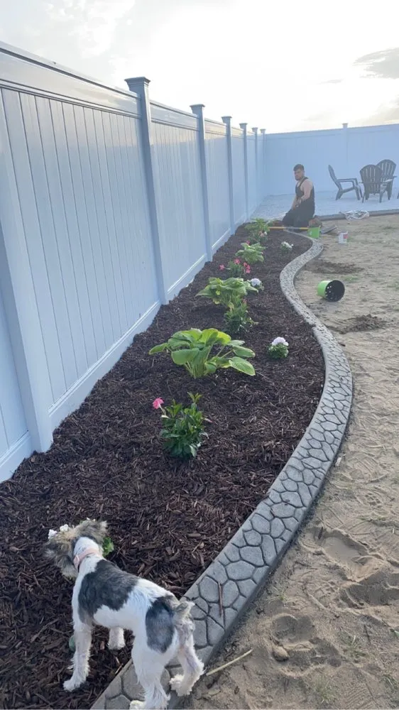 Top-rated yard maintenance experts serving Quincy, WA - Moonlight Curbing