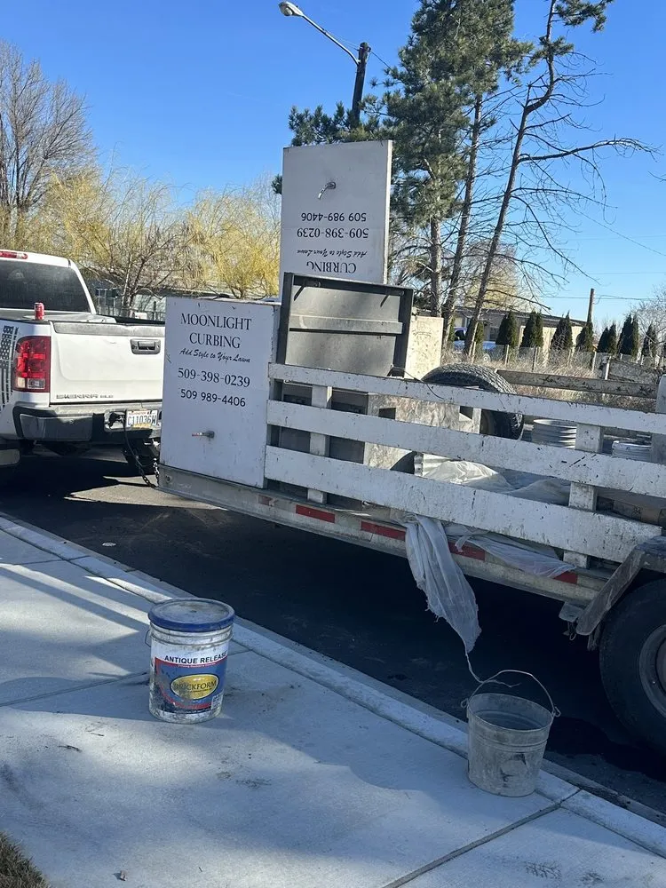 Professional lawn care service in Quincy, WA - Moonlight Curbing