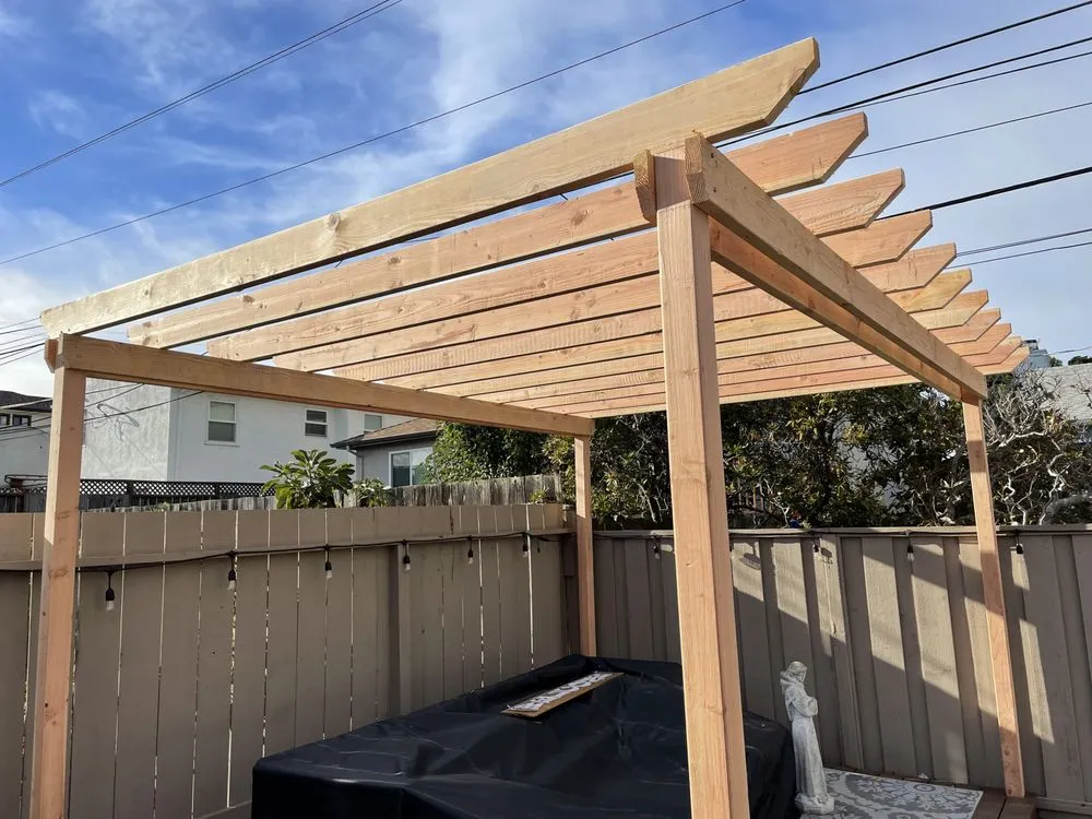 Top-rated yard cleanup service with custom design in Half Moon Bay, CA by Moonraised Landscape