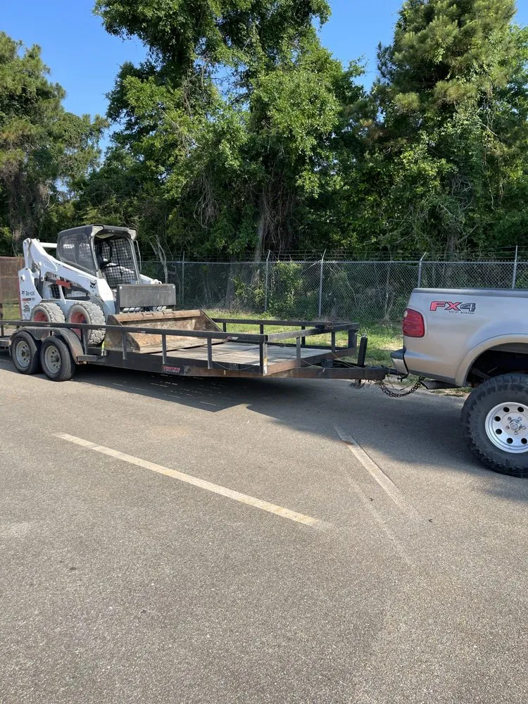 Professional yard cleanup service near you across Biloxi, MS - Moons Grounds Care