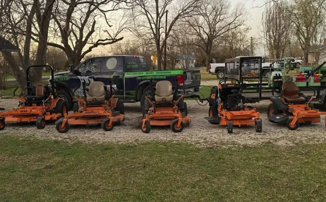 Expert outdoor landscaping near you in Holland, TX by Moon's Pro Lawn Care