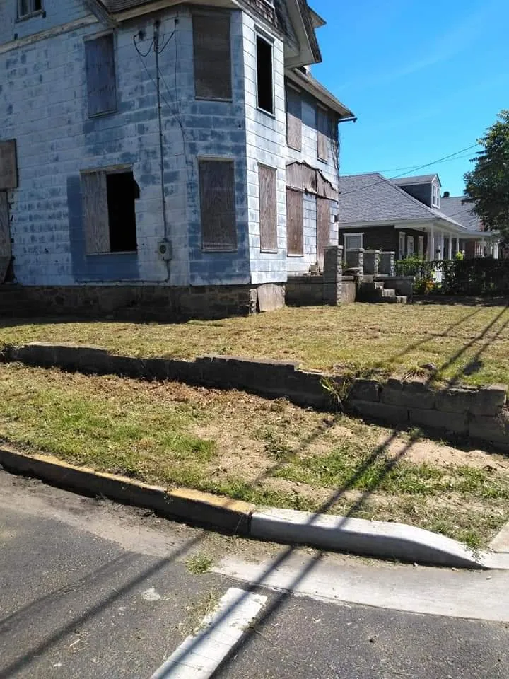 Affordable residential landscaping in Salem, NJ by Moore's Do It All