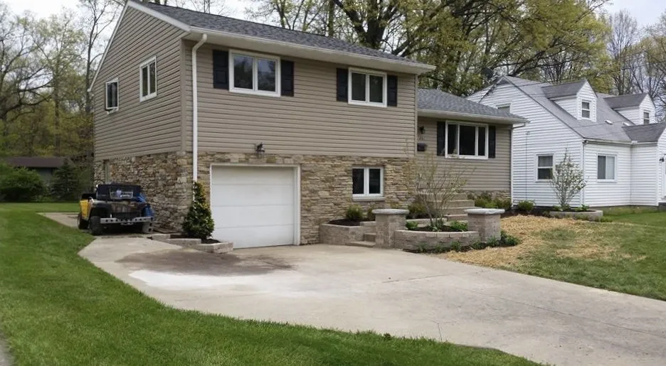 Expert residential landscaping in Akron, OH - Moore’s Landscapes and Remodeling