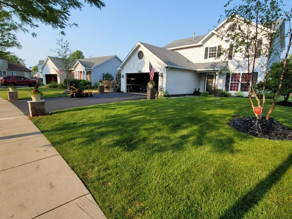 Top-rated yard maintenance experts serving Minooka, IL - Moore's Landscaping and Powerwashing