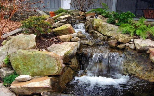 Local lawn care service in Knoxville, TN - Moore's Landscaping