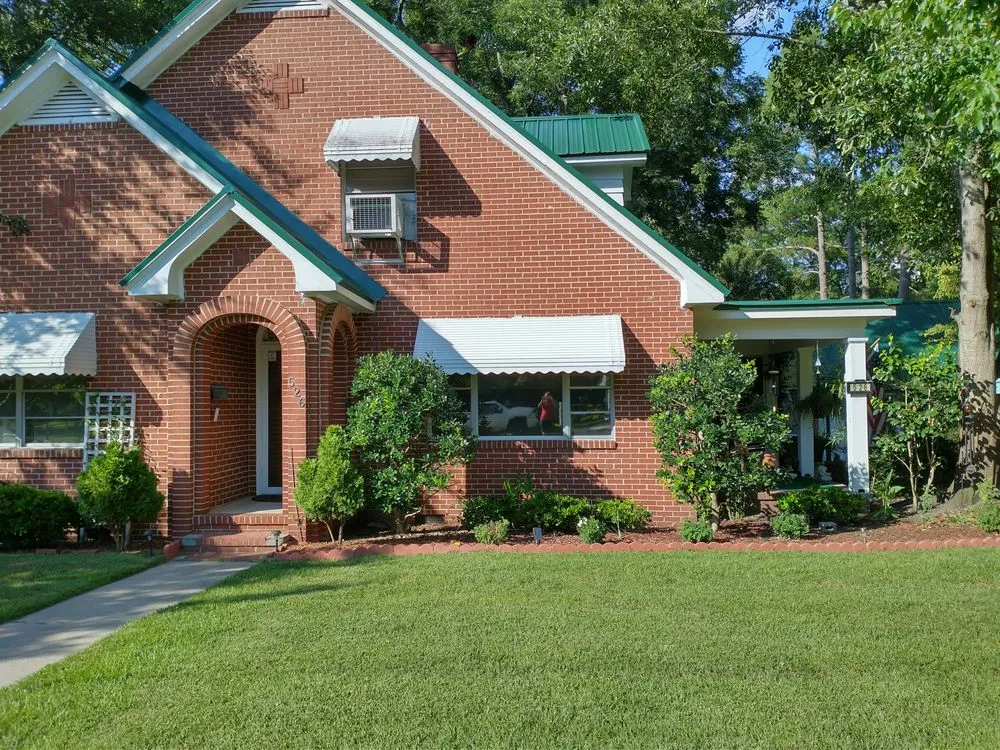 Affordable residential landscaping in Monroe, NC by Moore's Lawn Care