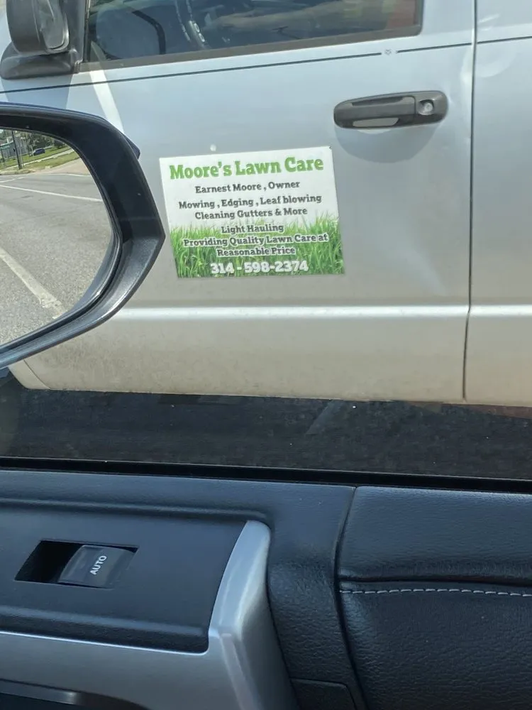 Local residential landscaping experts serving St. Louis, MO - Moore's Lawn Care