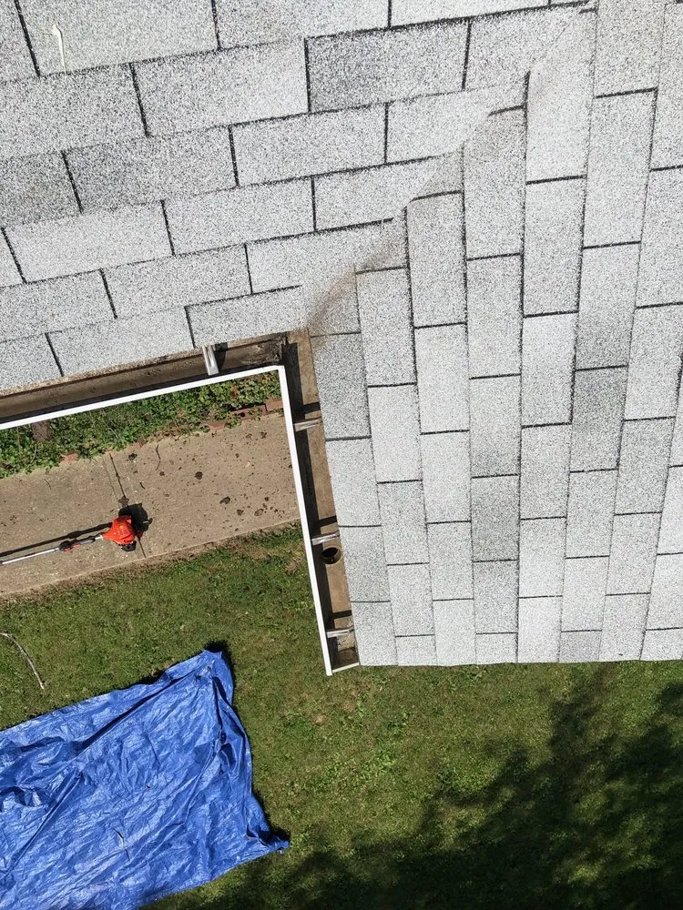 Top-rated yard maintenance experts serving St. Louis, MO - Moore's Lawn Care