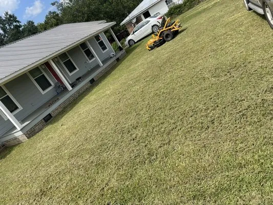 Moore’s Lawncare