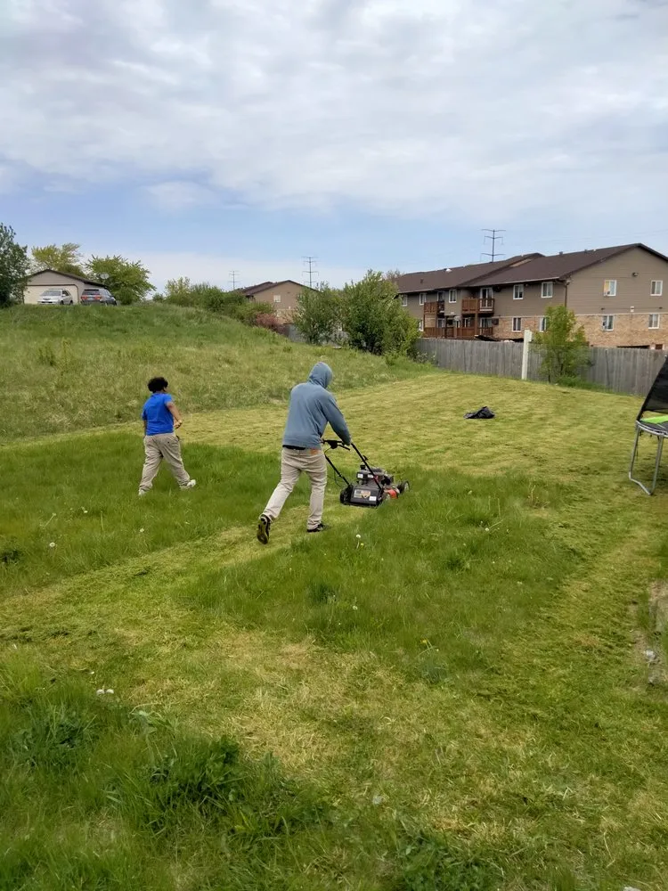 Reliable outdoor landscaping in Milwaukee, WI by Moorish Express Line Services