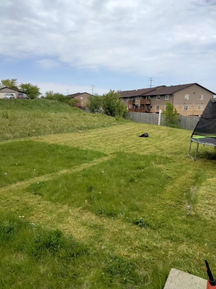 Custom garden landscaping in Milwaukee, WI - Moorish Express Line Services