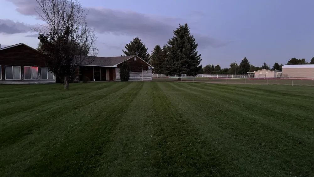 Reliable lawn care service experts serving Post Falls, ID - Moose’s Lawn Maintence