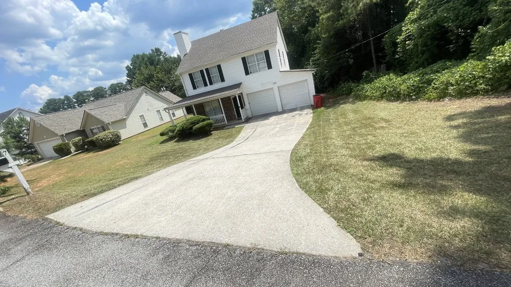 Affordable residential landscaping in Jonesboro, GA - Mopar Mowing