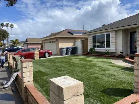 Mora Bros Landscape And Maintenance Logo