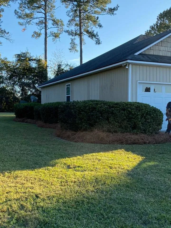 Affordable garden landscaping in Moultrie, GA by Morales Brothers Pinestraw