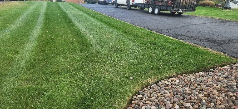 Expert garden landscaping for beautiful yards in Columbus, OH by Morales Landscape