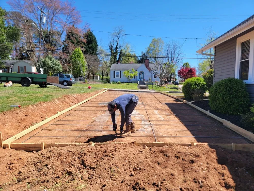 Custom outdoor landscaping near you across Marion, NC - Morales Landscaping & Concrete