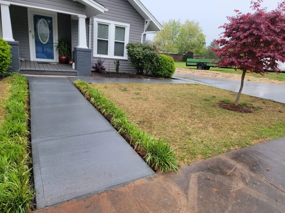 Top-rated yard maintenance in Marion, NC - Morales Landscaping & Concrete