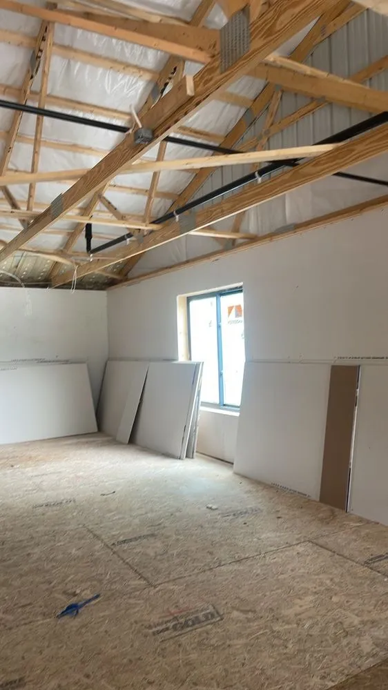 Local lawn care service experts serving Norwalk, OH - Morales Landscaping