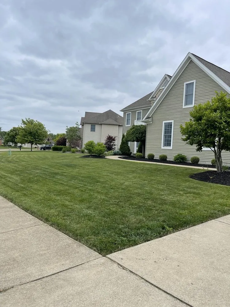 Custom landscaping services experts serving Norwalk, OH - Morales Landscaping