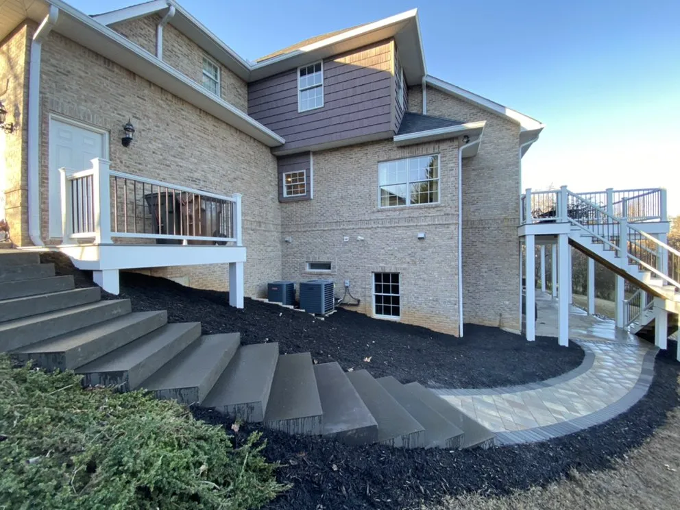 Professional garden landscaping experts serving Knoxville, TN - Morales Outdoor Living