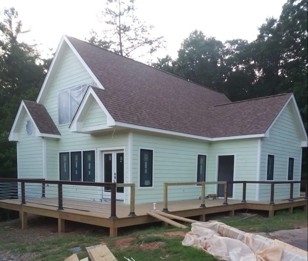 Custom outdoor landscaping for beautiful yards in Cornelia, GA by Morales Painting & Landscaping