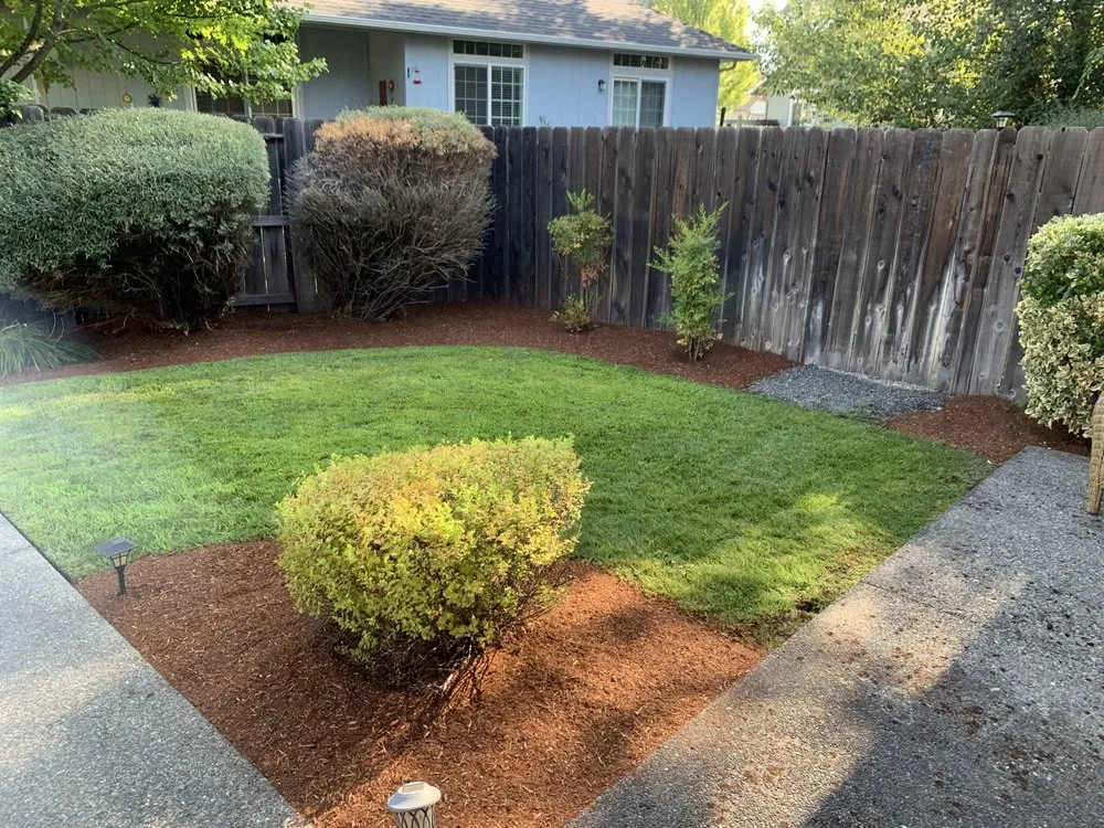 Expert outdoor landscaping in Grants Pass, OR - Mora’s landscape maintenance