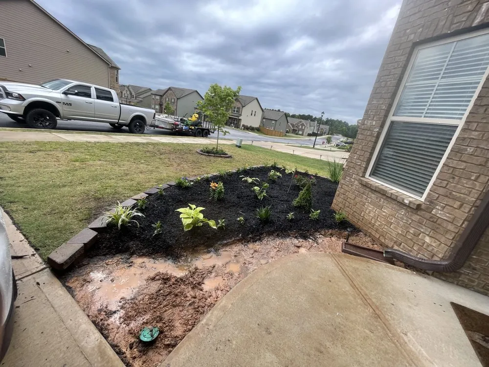 Local yard cleanup service for residential properties in Riverdale, GA by Moras Lawn Care & Handyman Services