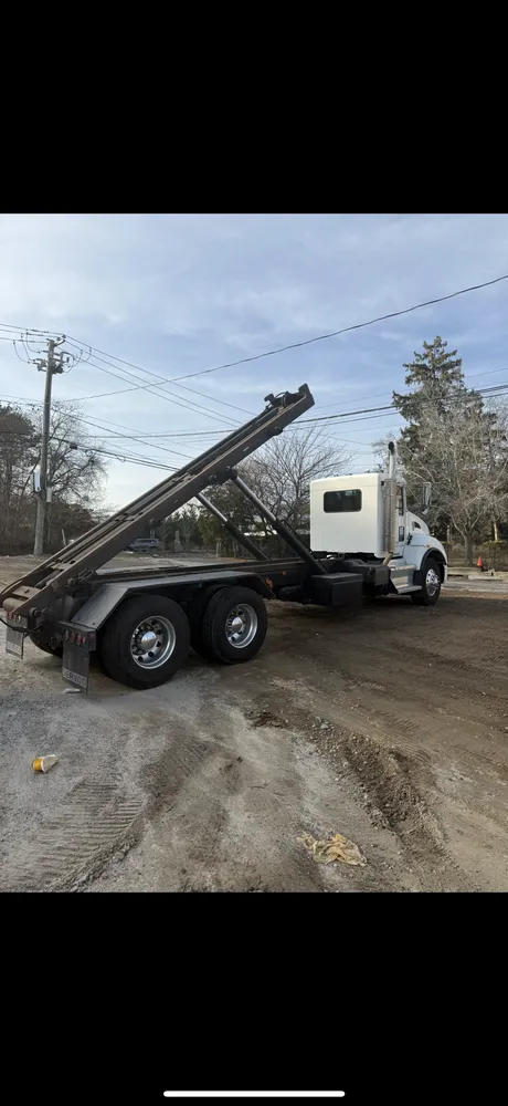 Affordable yard cleanup service for year-round maintenance across Bellport, NY - Mordente Property Management