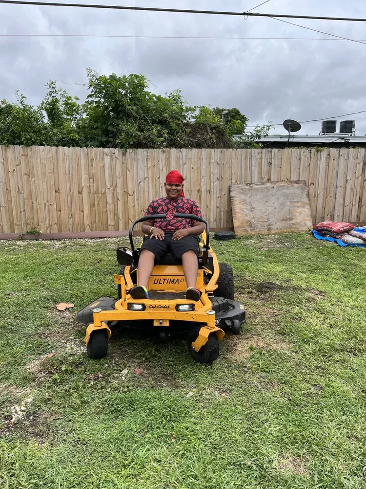 Trusted yard cleanup service in Goulds, FL by More Enterprises