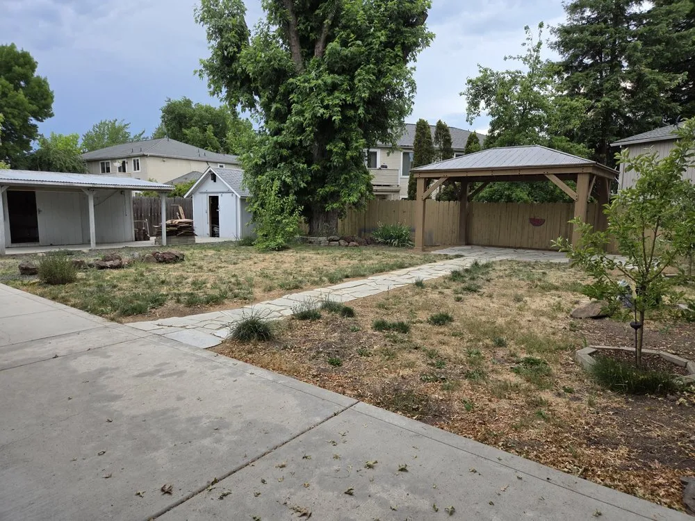 Custom landscaping services in Central point, OR by More life construction & Landscaping