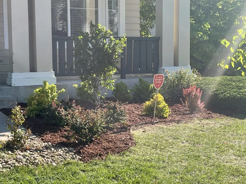 Top-rated garden landscaping in Denver, CO by More Than 1 Thing Maintenance