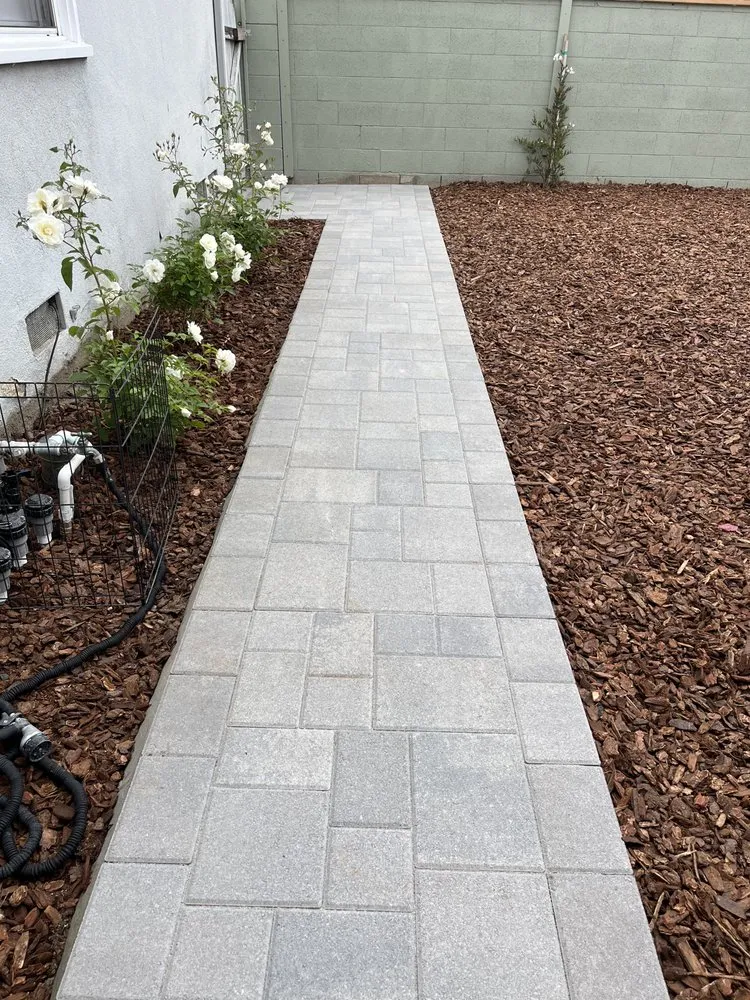 Reliable lawn care service for year-round maintenance across Los Angeles, CA - Moreno Garden Service