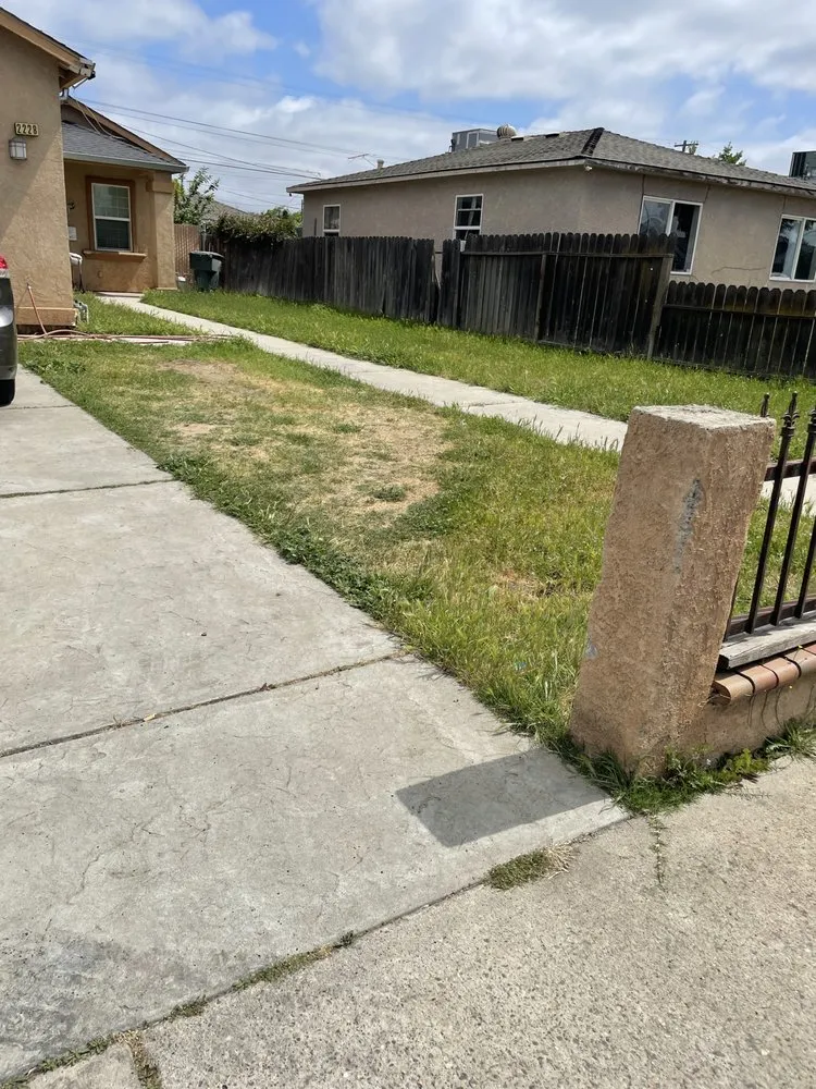 Reliable yard cleanup service for residential properties in Modesto, CA by Moreno Landscaping